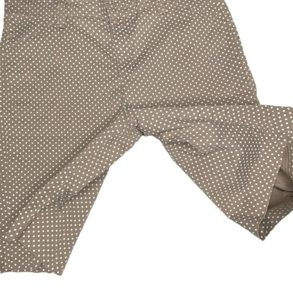 Lee Shorts One True Fit Lower On The Waist Size 14 Polka Dot‎ Tan White Bermuda